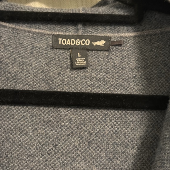 Toad & Co. Heartfelt wool cardigan with hood, size L. - Picture 2 of 4